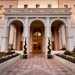 Apartment Royal Trieste